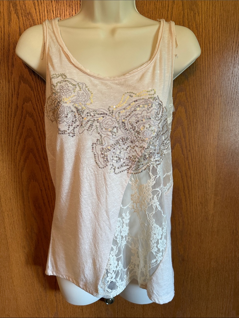 Eyeshadow Blush Lace-Panel Tank Top with Iridescent Floral Detail